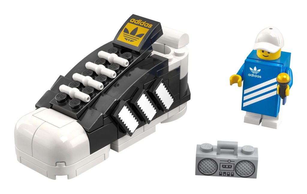 lego 40486 adidas superstars gwp contents 1024x647