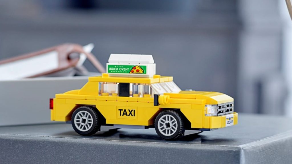 LEGO Creator 40468 Yellow Taxi lifestyle featured 1024x576