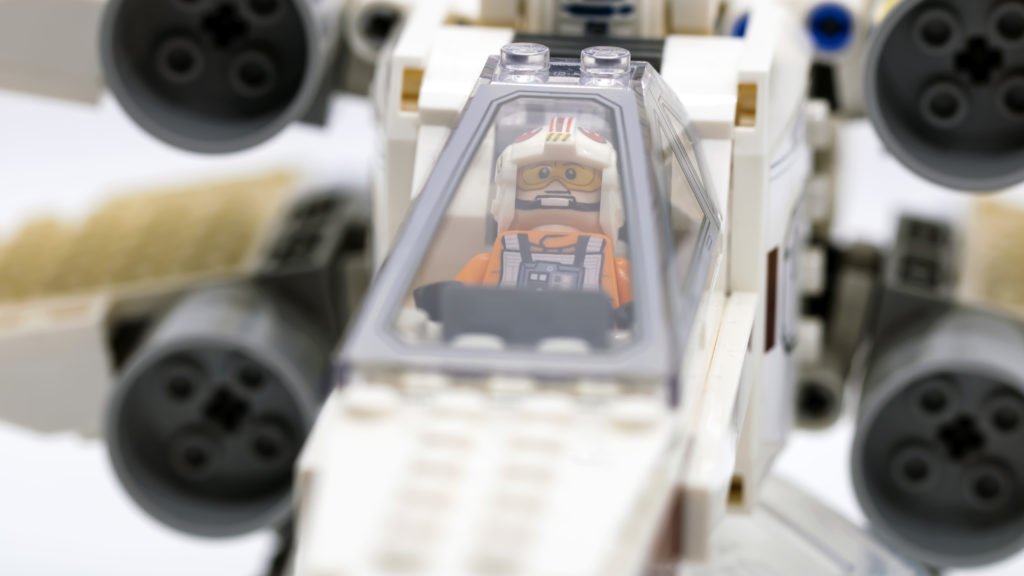 luke in cockpit