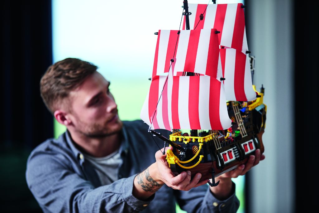 LEGO Ideas 21322 Pirates of Barracuda Bay 44