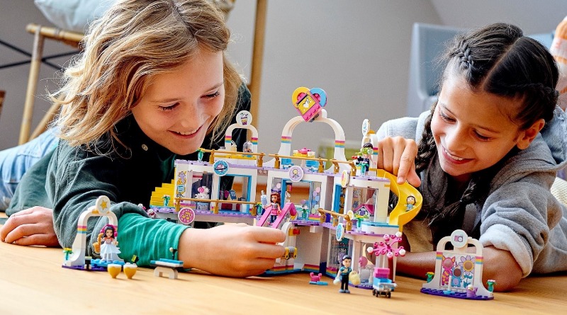 Brand new LEGO Friends March 2021 sets revealed