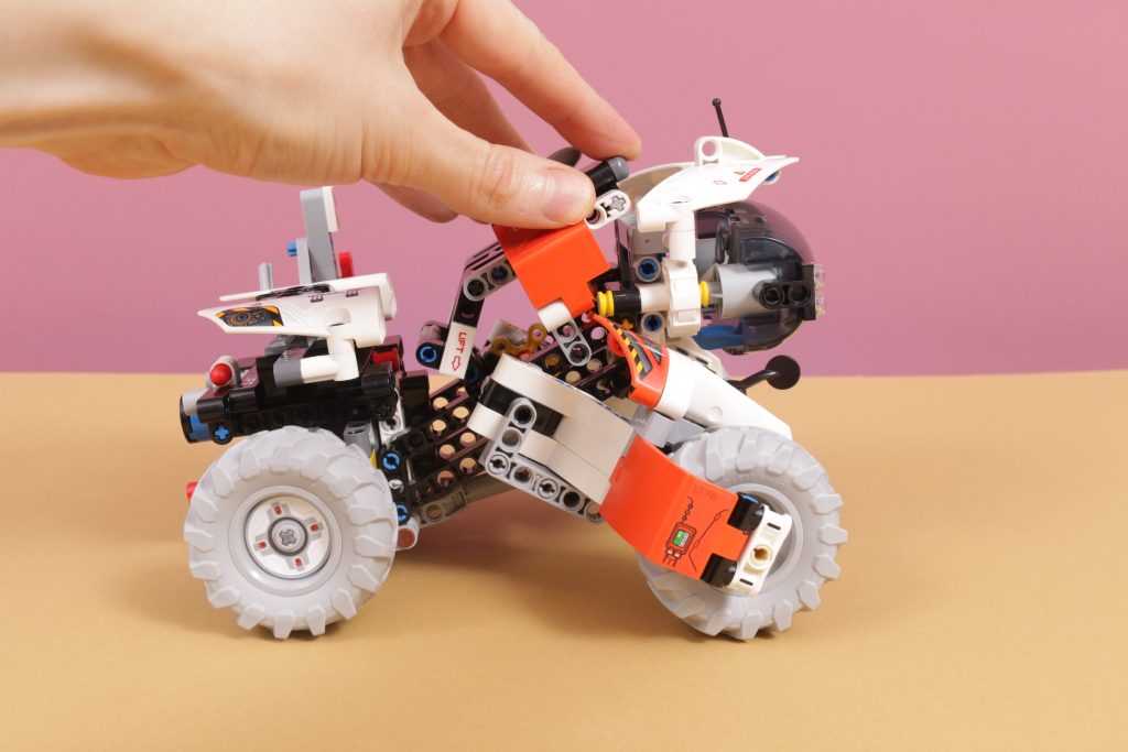 LEGO Technic 42178 Surface Space Loader review 13 1024x683