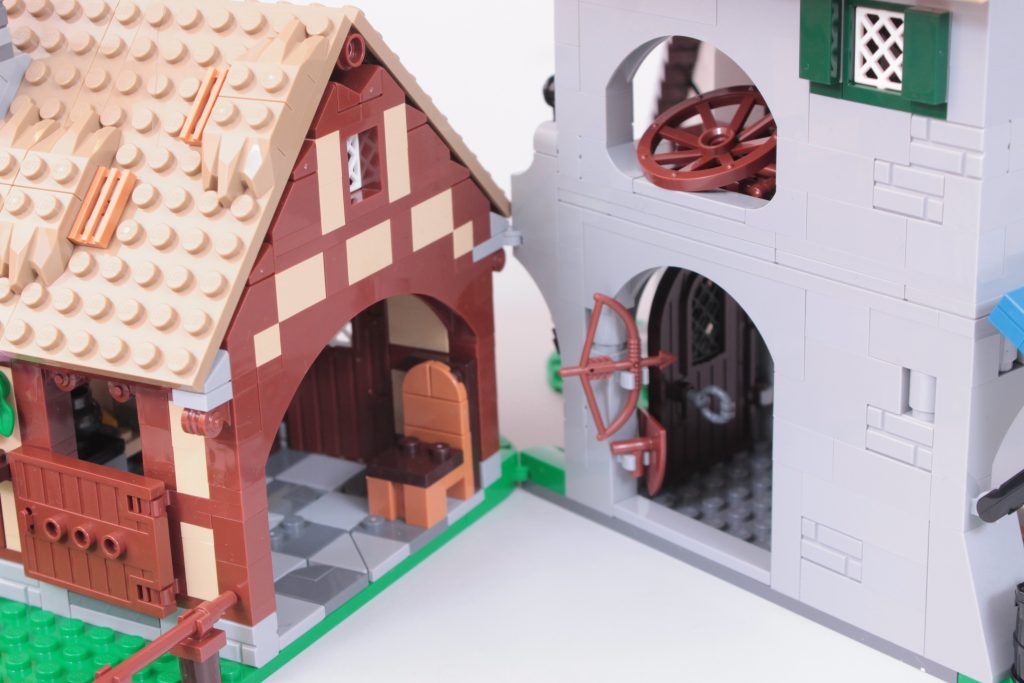 LEGO Icons 10332 Medieval Town Square review 29 1024x683
