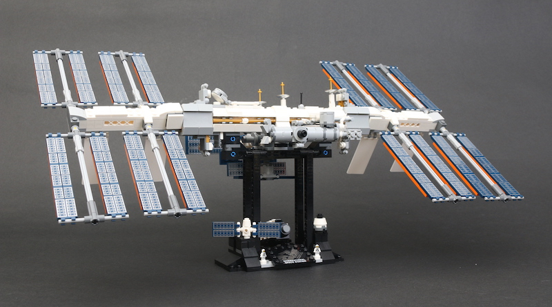 LEGO IDEAS 21321 International Space Station review