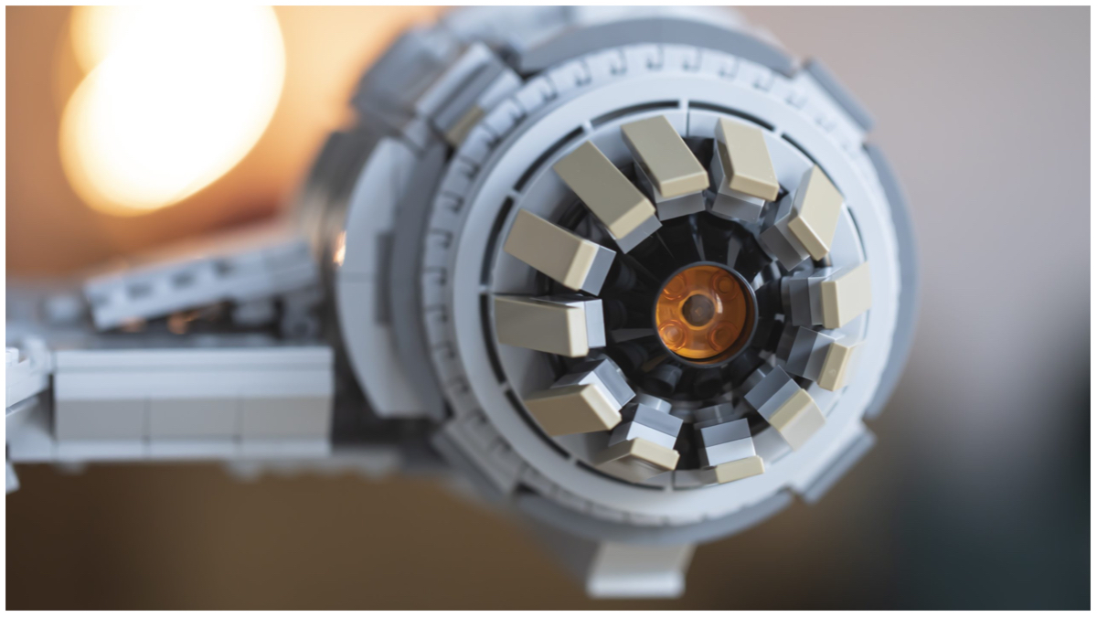 WATCH: There's fun everywhere you look in LEGO Star Wars 75331 The Razor Crest