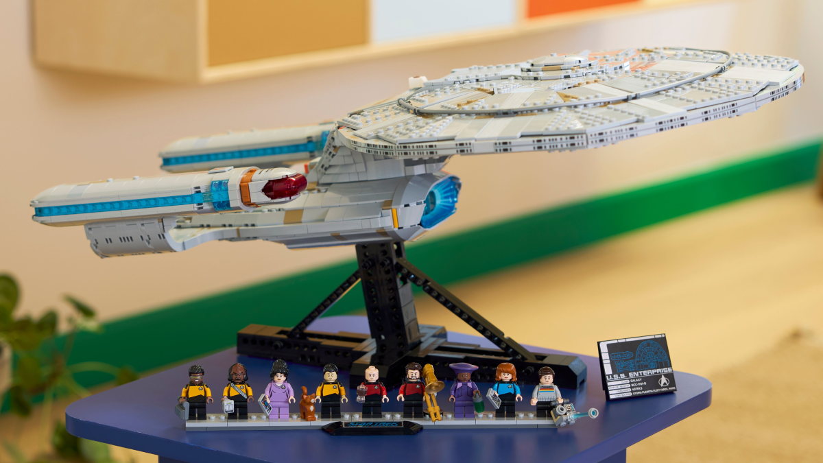 Double points on LEGO Star Trek set during May the 4th