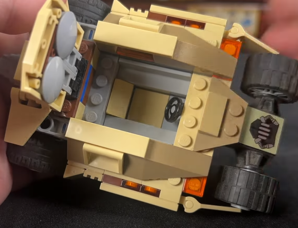 LEGO Batman dc tumbler minisuperheroestoday comparison 76001 inside