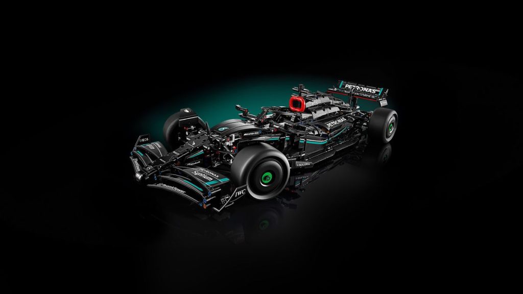 LEGO Technic 42171 Mercedes AMG F1 W14 E Performance 03 1024x576