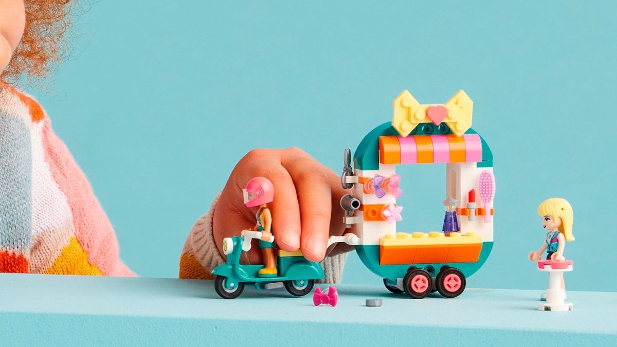 LEGO Friends summer 2022 sets arrive on the scene