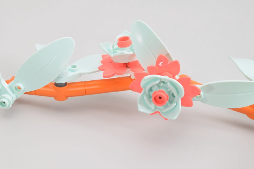 LEGO Art 31211 Macaw Parrots review 18 1024x683