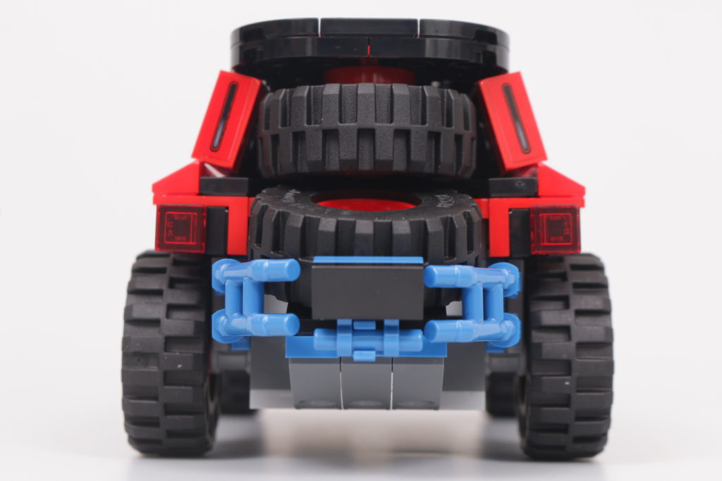 LEGO Speed Champions 76905 Ford GT Heritage Edition and Bronco R review 39