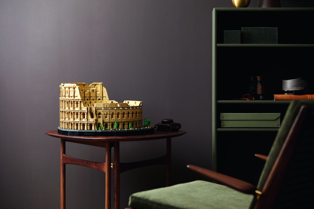 LEGO 10276 Colosseum 26