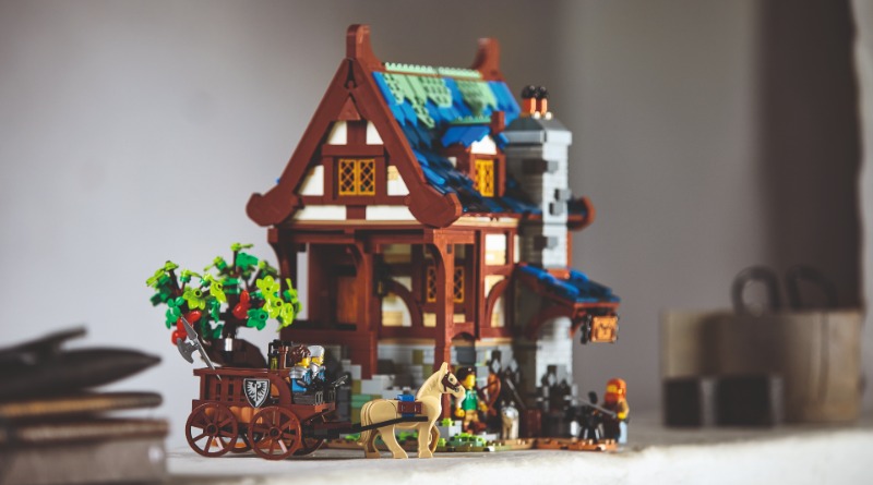 LEGO Ideas 21325 Medieval Blacksmith full image gallery