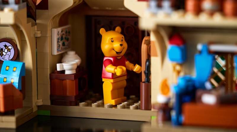Meet the characters in LEGO Ideas 21326 Winnie the Pooh