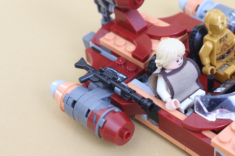 LEGO Star Wars 75271 Luke Skywalker’s Landspeeder review 9