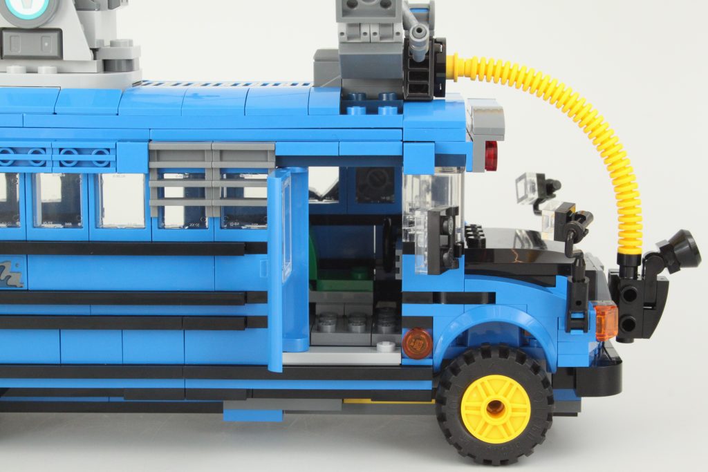 lego fortnite 77073 battle bus review 19 1024x683