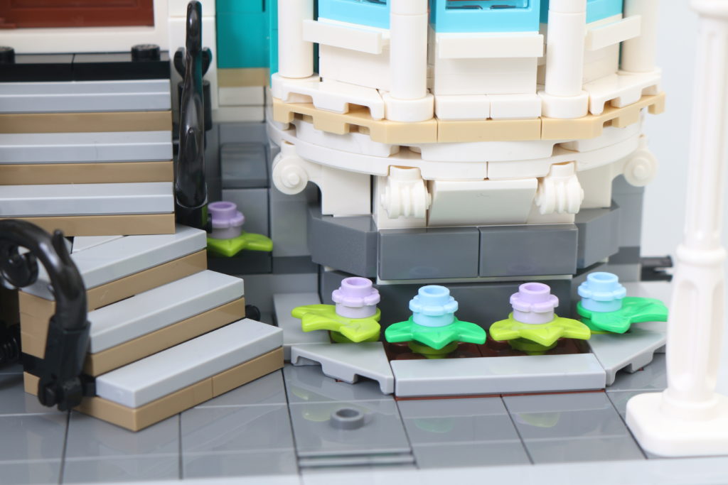 LEGO Creator Expert 10270 Bookshop review 36