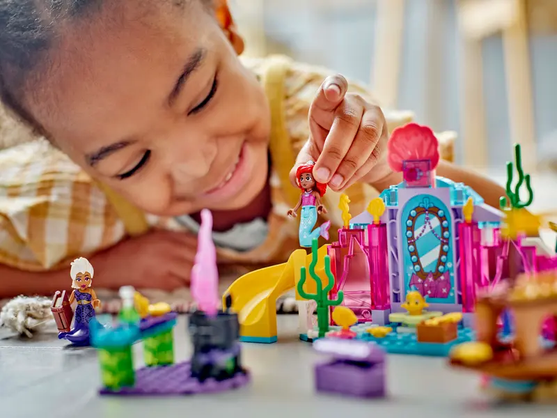LEGO Disney 43254 Ariels Crystal Cavern Lifestyle 2