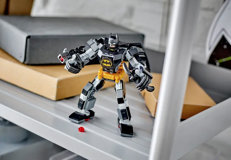 LEGO Batman 76270 Batman Mech Armor