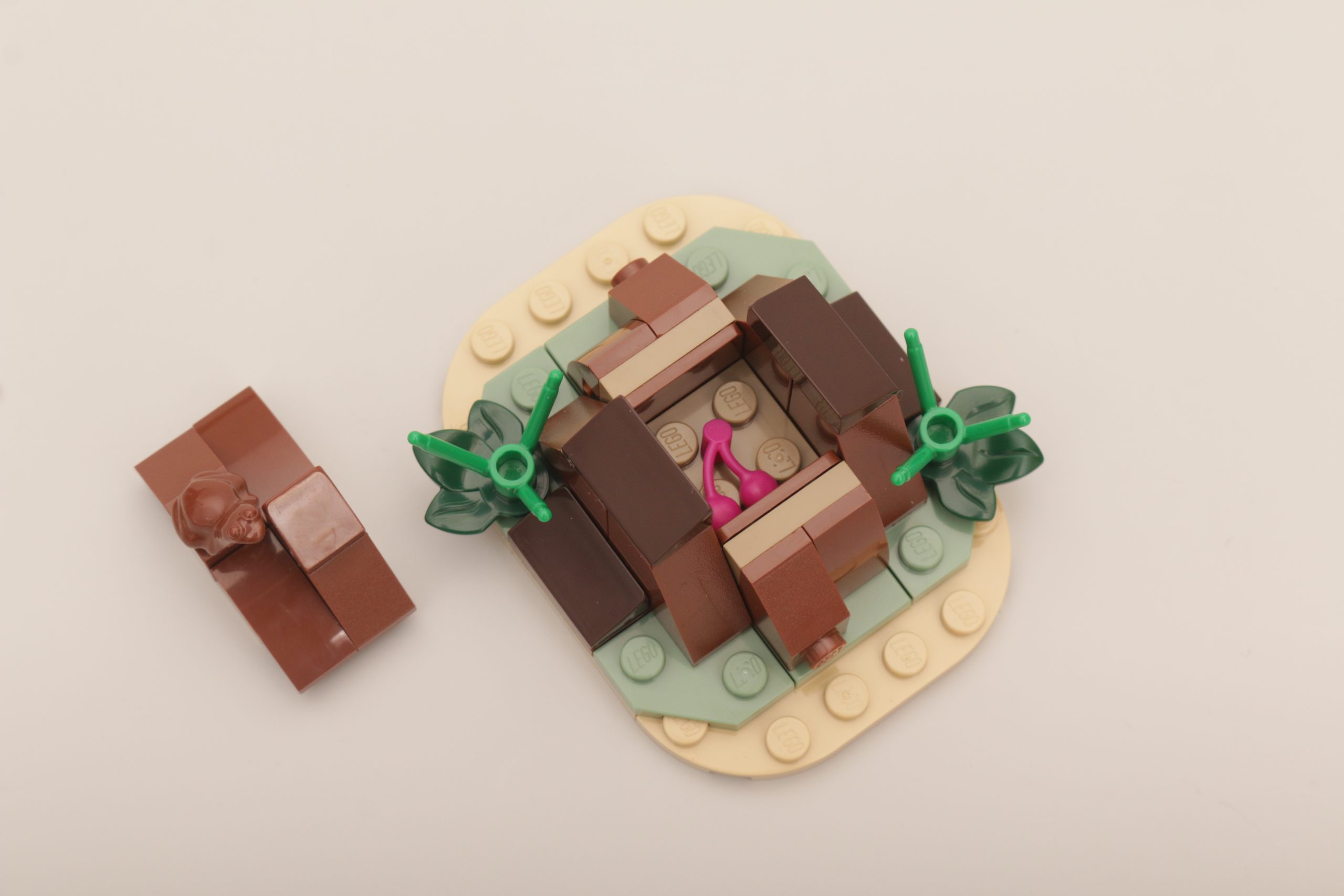 LEGO Jurassic Park 76959 Triceratops Research review 17 scaled