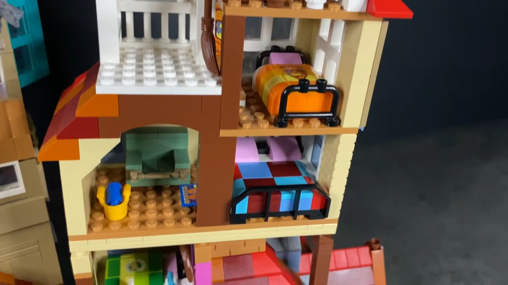 swiftbricks lego harry potter 76437 the burrow comparison 7 1024x576