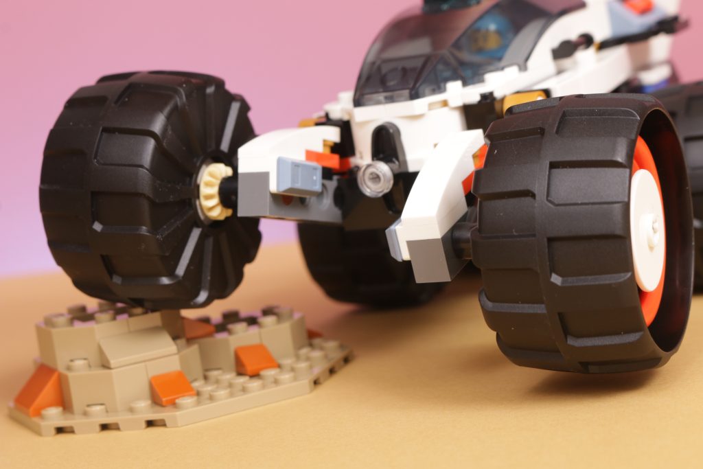 LEGO City 60431 Space Explorer Rover and Alien Life review 23 1024x683