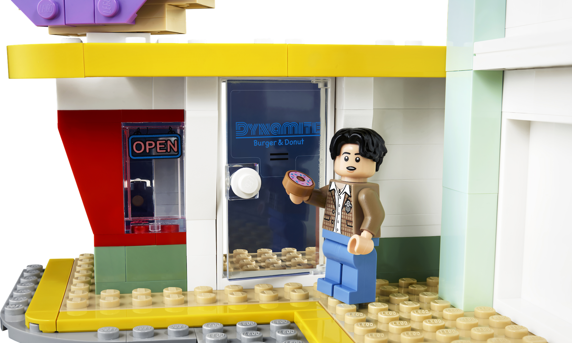 LEGO Ideas 21339 BTS Dynamite 12