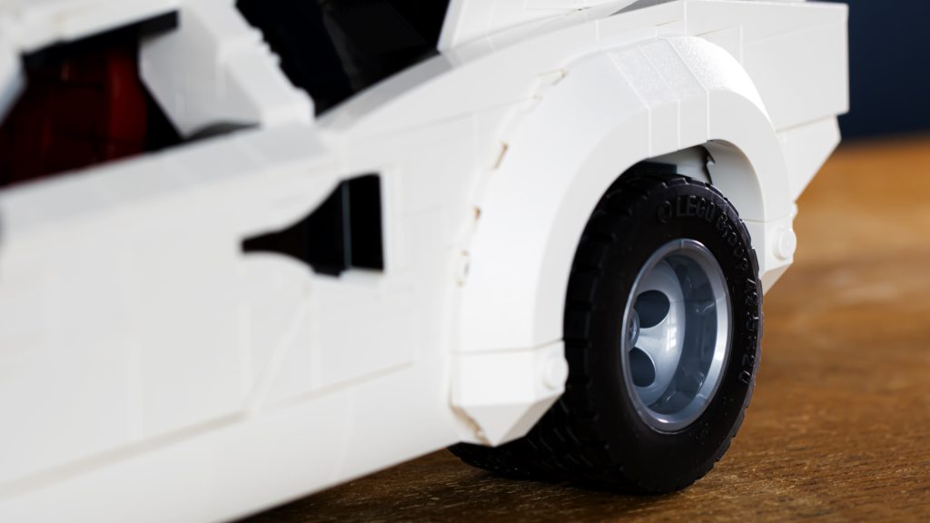 LEGO Icons 10337 Lamborghini Countach 5000 Quattrovalvole 39 1024x576
