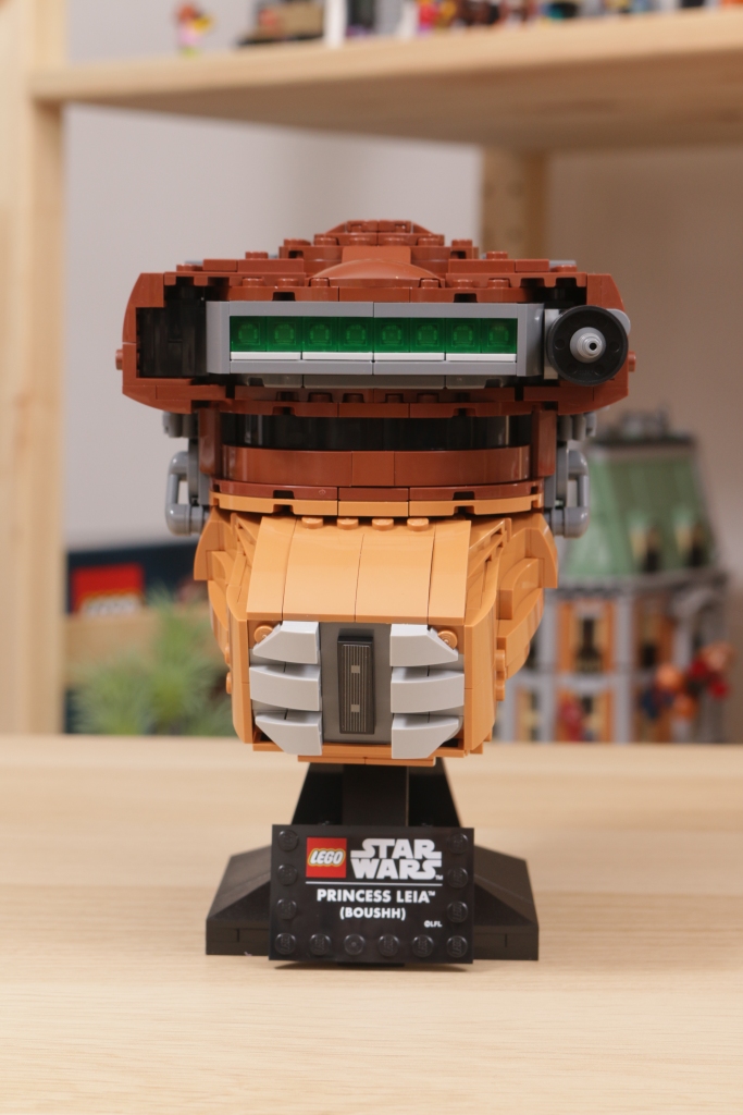 LEGO Star Wars 75351 Princess Leia Boushh Helmet review 5 683x1024