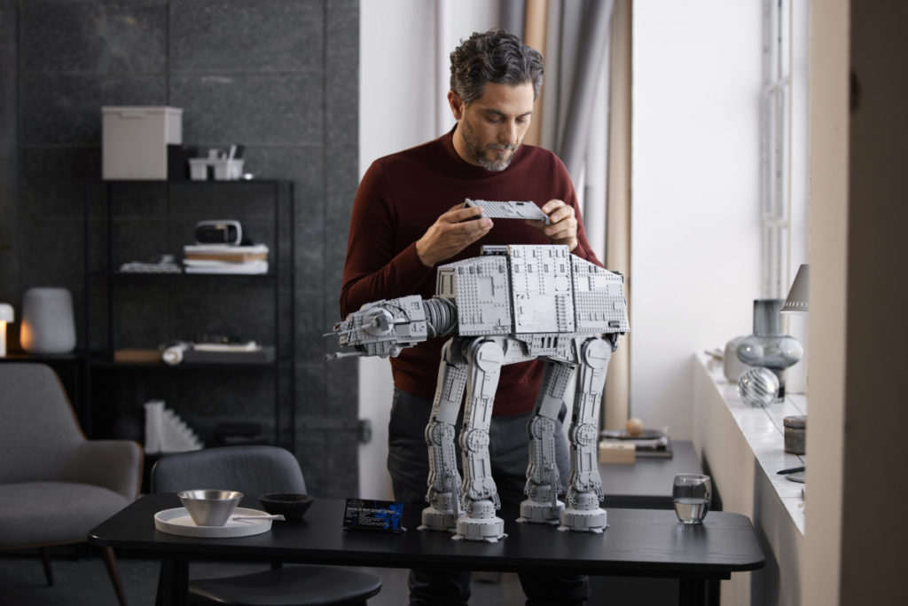 LEGO Star Wars 75313 AT AT 18 1024x683