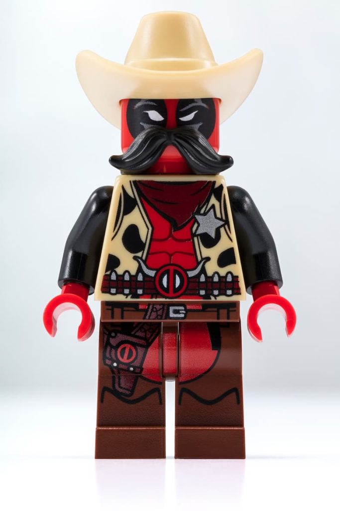 lego sdcc 2018 sheriff deadpool 1 683x1024