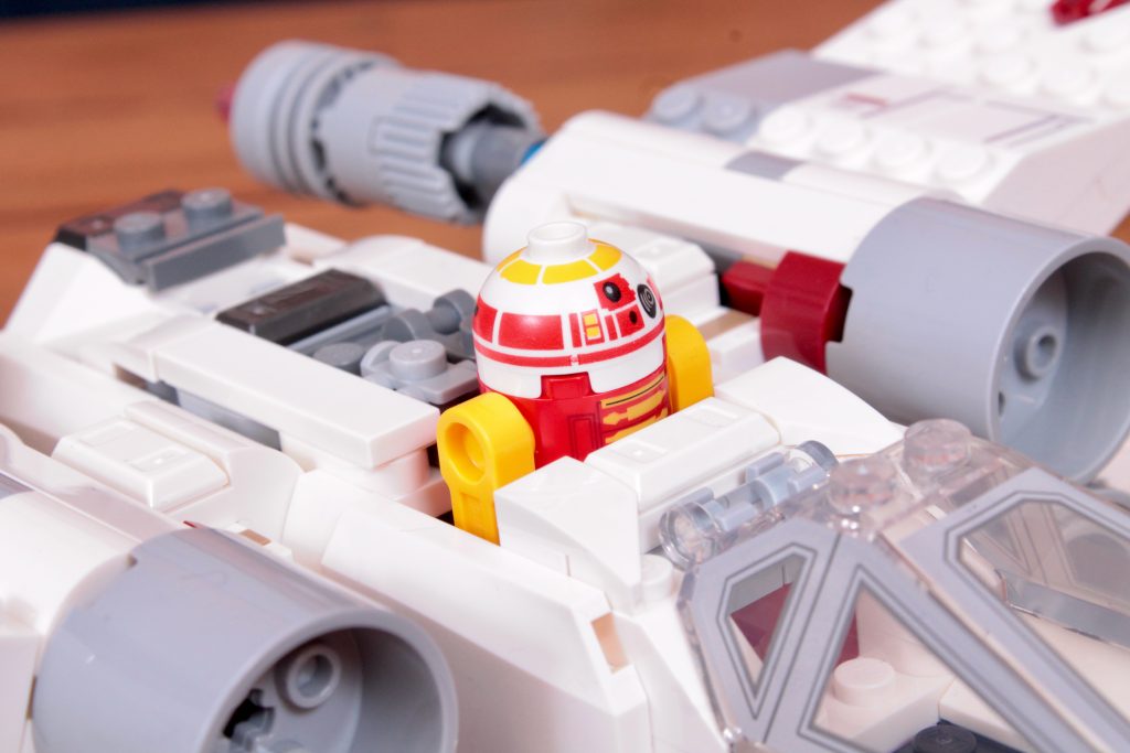 LEGO Star Wars 75393 TIE Fighter X Wing Mash up review 6 1024x683