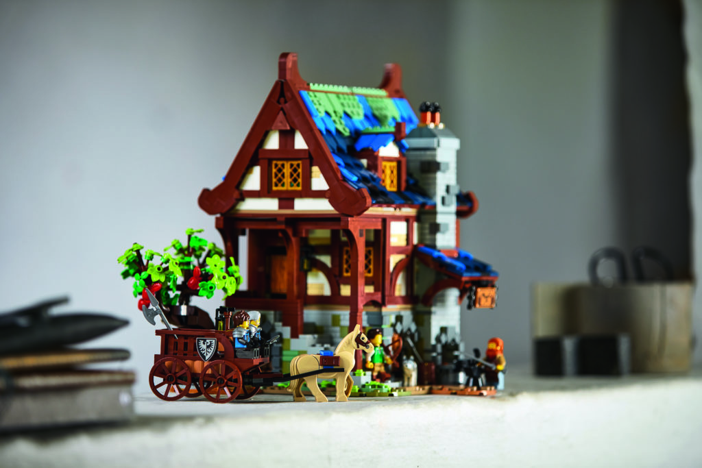 21325 Medieval Blacksmith Lifestyle 5