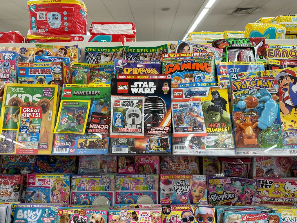 LEGO Magazine Issue 97 pic 1 1024x768