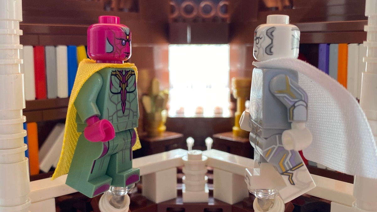 LEGO 71031 Marvel Studios opens doors for Vision standoff