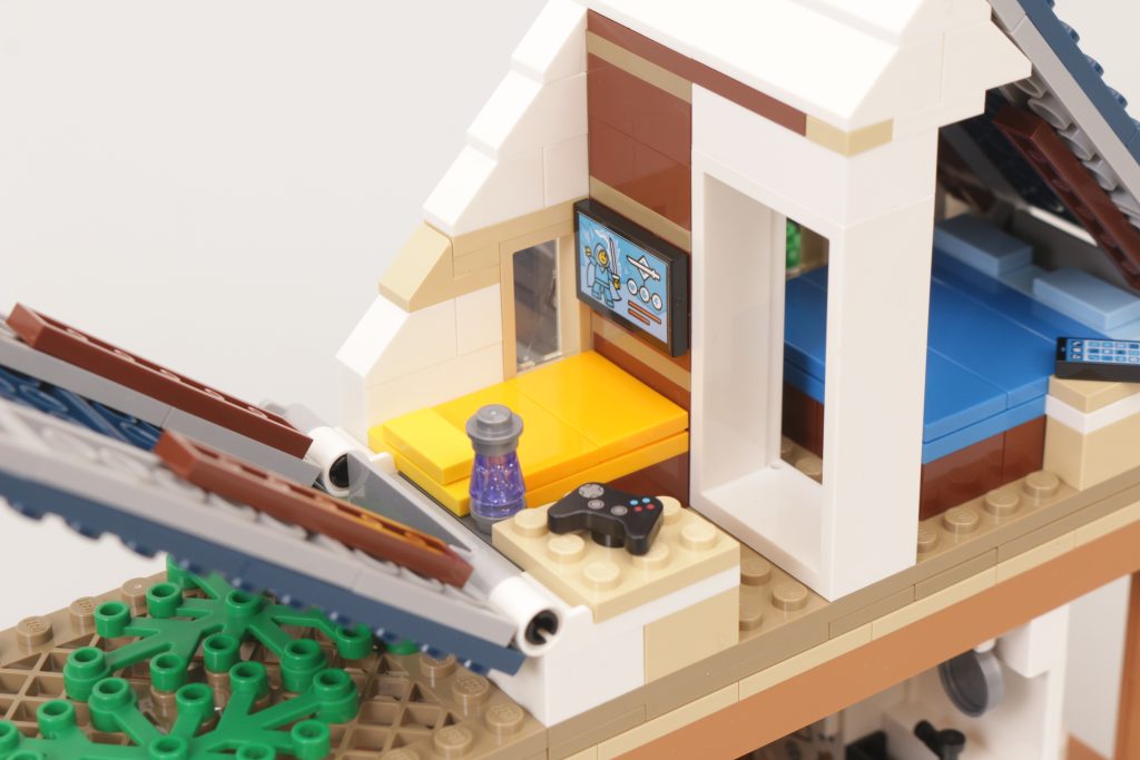 LEGO City 60398 Family House and Electric Car review 9 1024x683