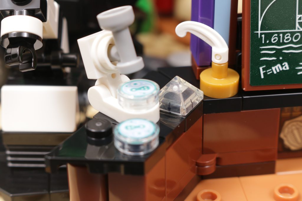 LEGO Ideas 21355 The Evolution of STEM review 17 1024x683