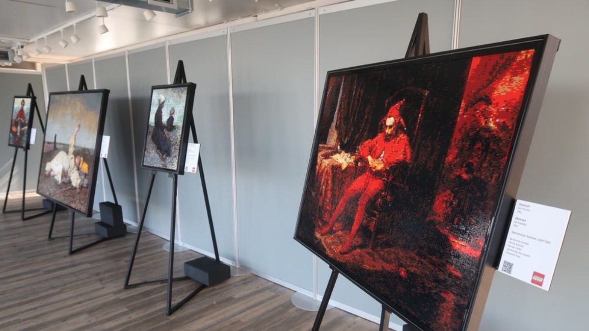 LEGO builders use bricks to immortalise classic artworks