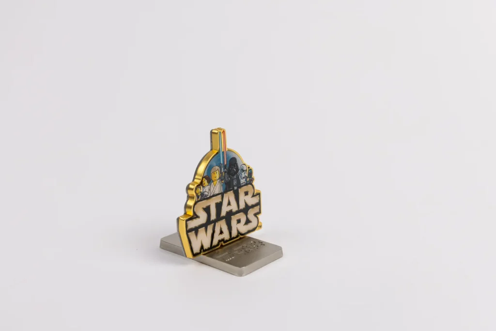 LEGO Star Wars 25th anniversary magnet Insiders 5 1024x683