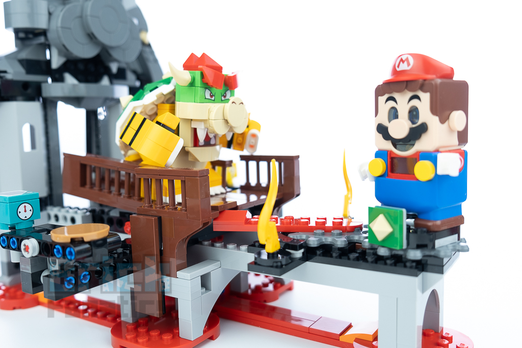 LEGO Super Mario 71369 Bowsers Castle Boss Battle 32