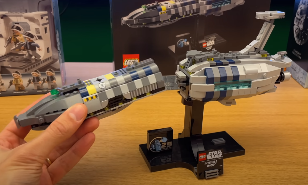 LEGO Star wars 75377 invisible hand split tiago catarino 1024x617