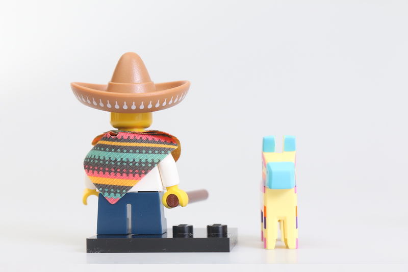 LEGO Collectible Minifigures Series 20 review 54