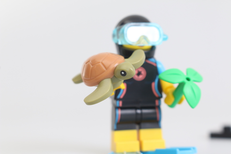 LEGO Collectible Minifigures Series 20 review 30