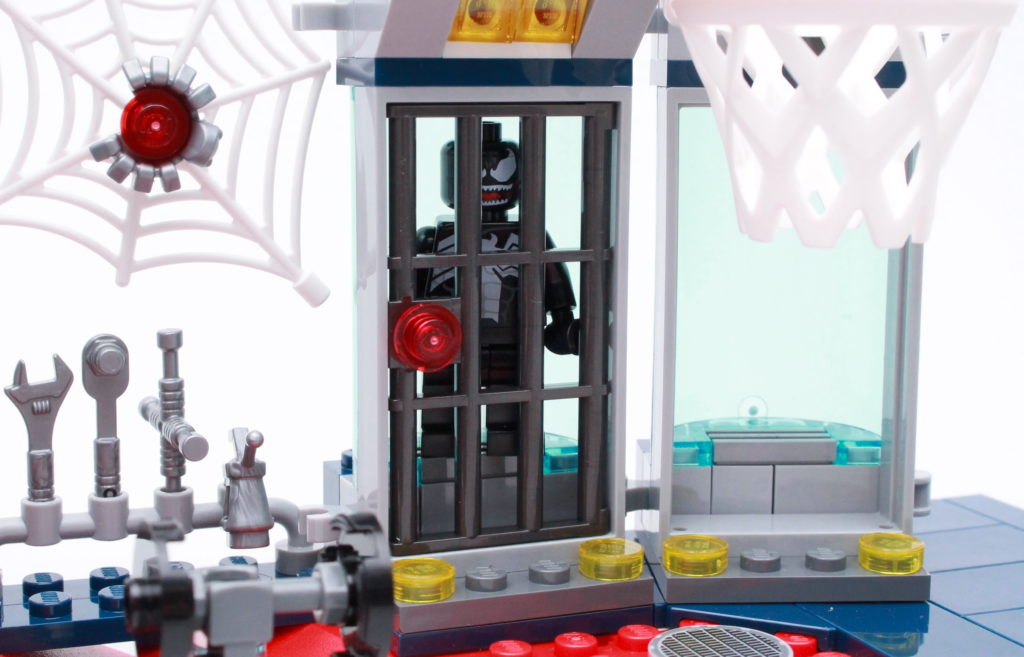 LEGO Marvel 76175 Attack on the Spider Lair review 5