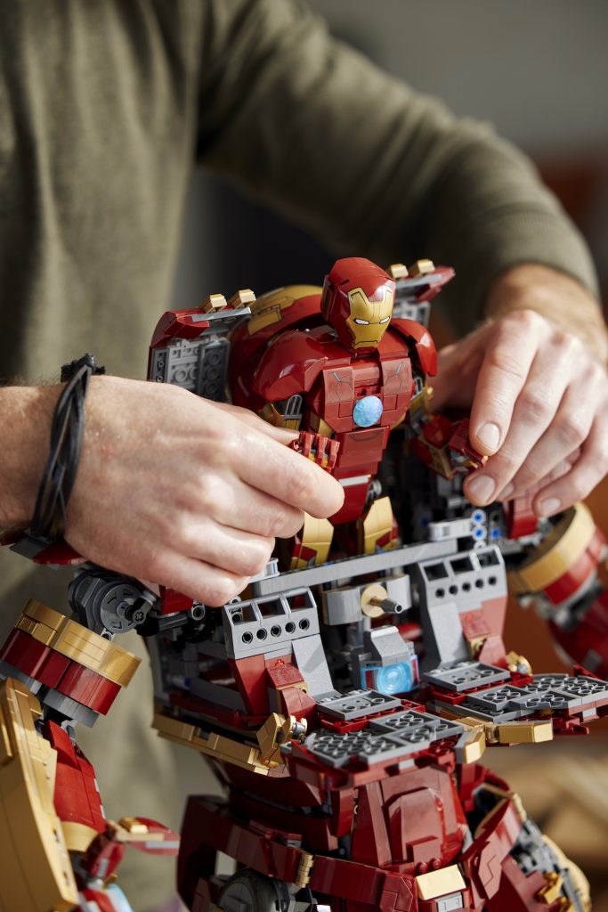LEGO Marvel 76210 Hulkbuster 8 683x1024